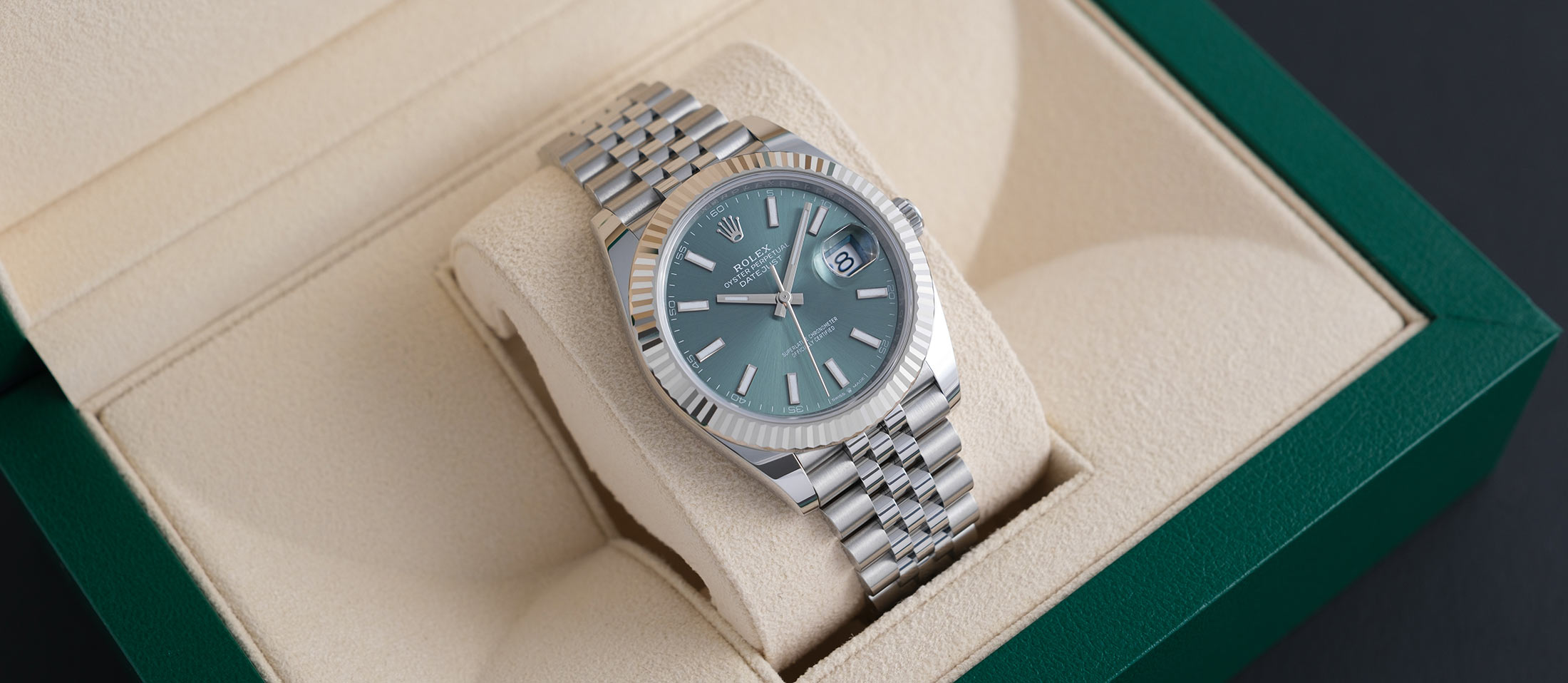 Rolex Datejust 41 Mint or £10,000 tax free cash!