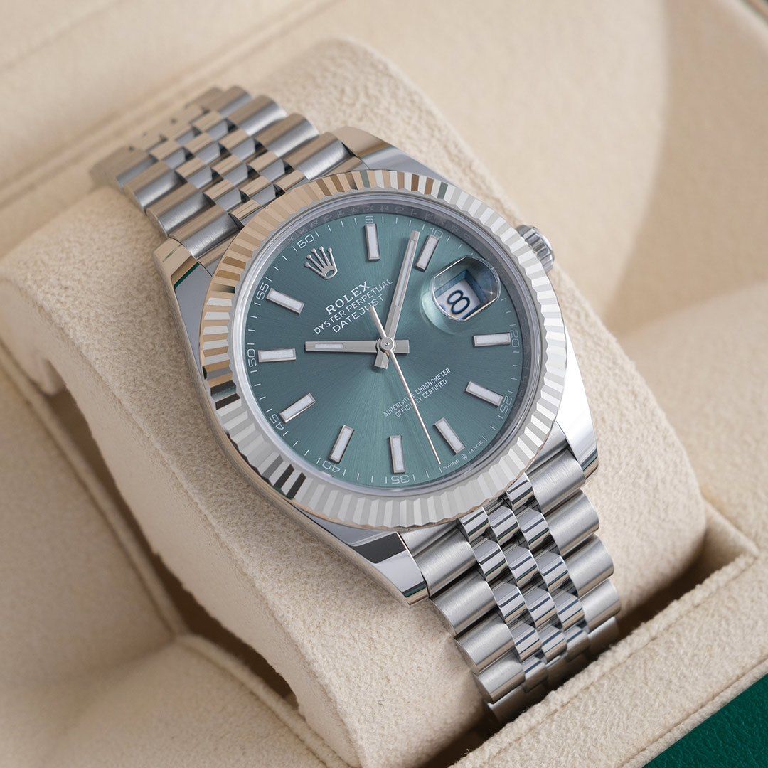 Rolex Datejust 41 Mint or £10,000 tax free cash!