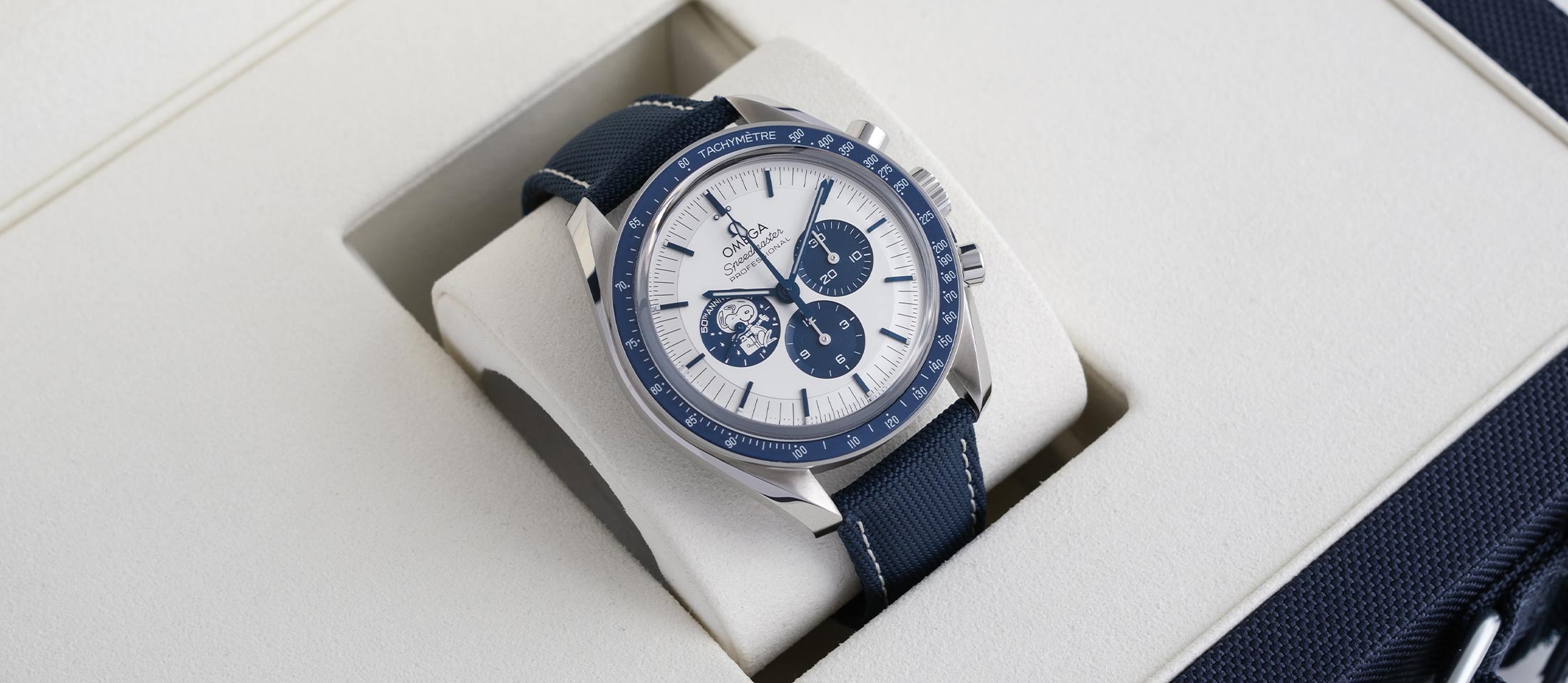 Omega Speedmaster Silver Snoopy